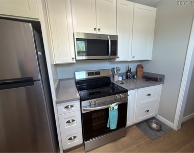 524 Hopi Place - Photo Thumbnail 9