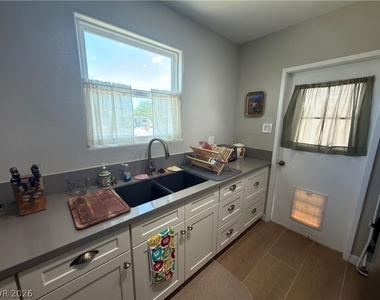 524 Hopi Place - Photo Thumbnail 10
