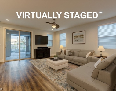 426 Port Reggio Street - Photo Thumbnail 7