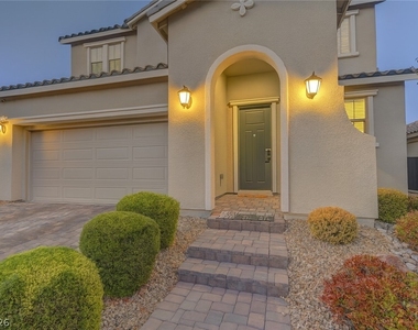 426 Port Reggio Street - Photo Thumbnail 1