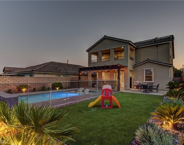 426 Port Reggio Street - Photo Thumbnail 25