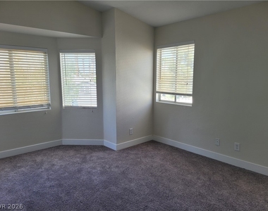 8428 Oyster Drive - Photo Thumbnail 15