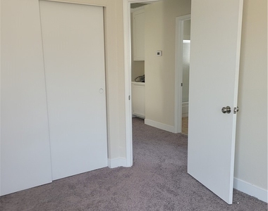 8428 Oyster Drive - Photo Thumbnail 22