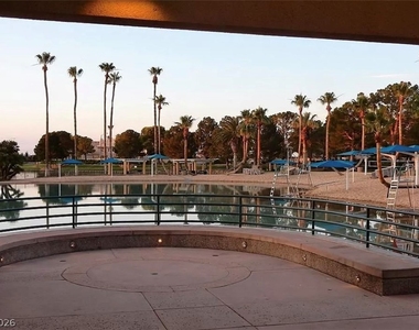 8428 Oyster Drive - Photo Thumbnail 31