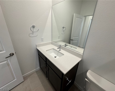 3262 Fountaintree Avenue - Photo Thumbnail 16