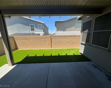 3262 Fountaintree Avenue - Photo Thumbnail 19