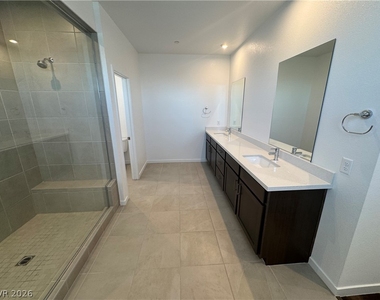3262 Fountaintree Avenue - Photo Thumbnail 40