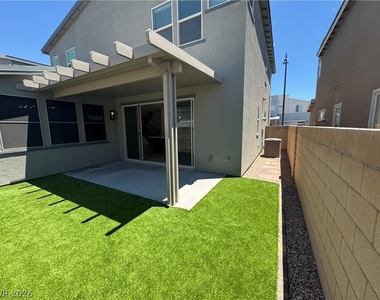 3262 Fountaintree Avenue - Photo Thumbnail 20