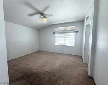 1778 Blue Ribbon Drive - Photo Thumbnail 22