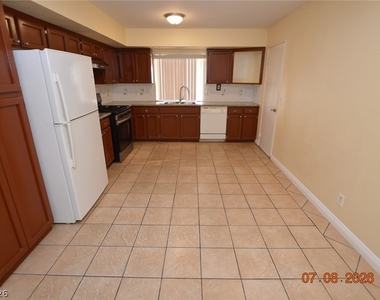 6845 Zamora Drive - Photo Thumbnail 2