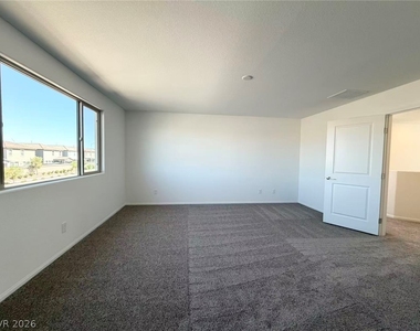 5934 Night Hawk Hill Street - Photo Thumbnail 9
