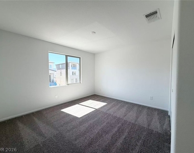 5934 Night Hawk Hill Street - Photo Thumbnail 14