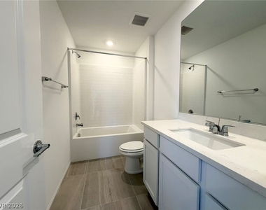 5934 Night Hawk Hill Street - Photo Thumbnail 15
