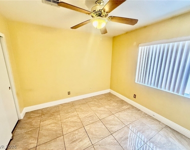 4851 Stormy Ridge Street - Photo Thumbnail 12