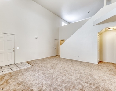 7537 Maiden Run Avenue - Photo Thumbnail 7
