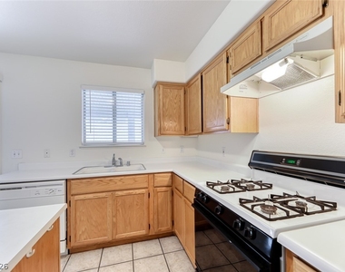7537 Maiden Run Avenue - Photo Thumbnail 13