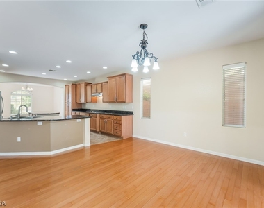 224 Uccello Drive - Photo Thumbnail 9
