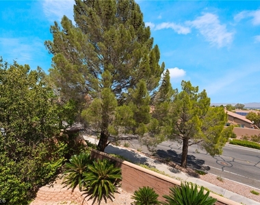 224 Uccello Drive - Photo Thumbnail 30