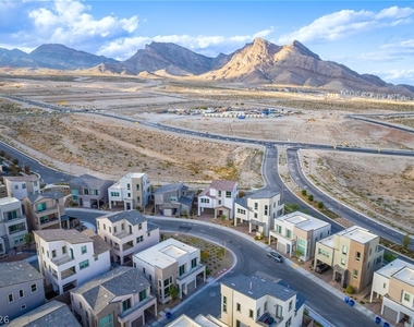 668 Pyrite Will Street - Photo Thumbnail 44