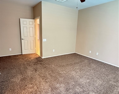 11536 Regal Rock Place - Photo Thumbnail 19