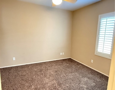 11536 Regal Rock Place - Photo Thumbnail 12