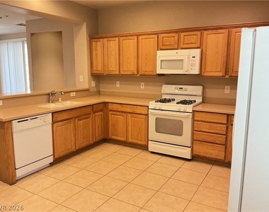 11536 Regal Rock Place - Photo Thumbnail 4