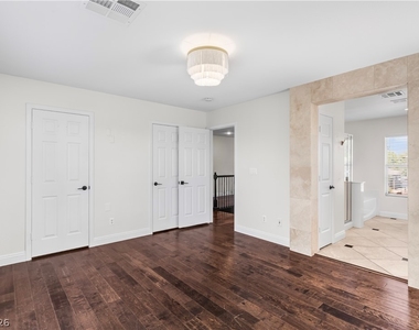 11223 Tribiani Ave Avenue - Photo Thumbnail 33