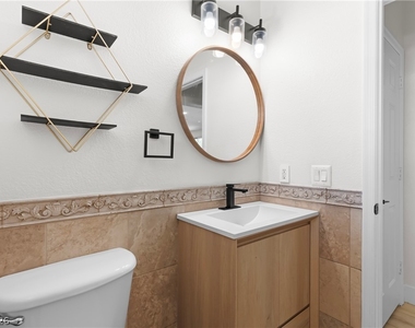 11223 Tribiani Ave Avenue - Photo Thumbnail 21