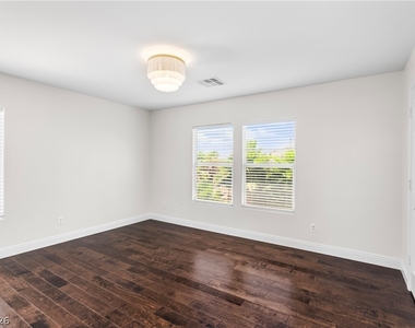 11223 Tribiani Ave Avenue - Photo Thumbnail 31