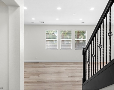 11223 Tribiani Ave Avenue - Photo Thumbnail 63