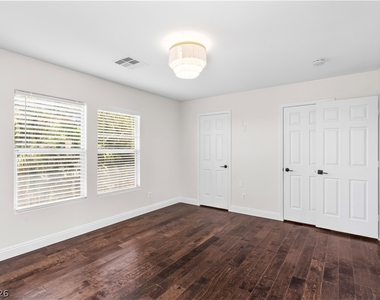 11223 Tribiani Ave Avenue - Photo Thumbnail 82
