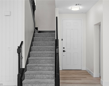 11223 Tribiani Ave Avenue - Photo Thumbnail 79