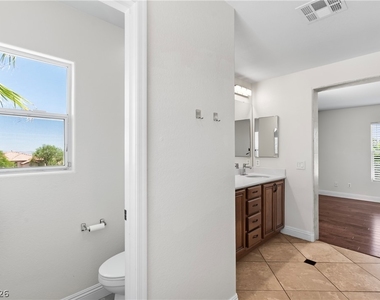 11223 Tribiani Ave Avenue - Photo Thumbnail 39