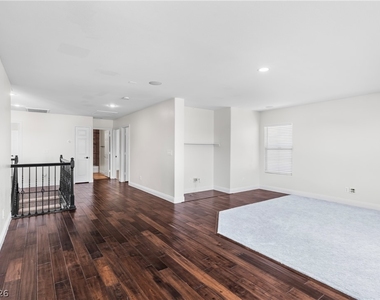 11223 Tribiani Ave Avenue - Photo Thumbnail 27