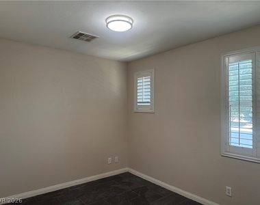 9113 Parkstone Avenue - Photo Thumbnail 8