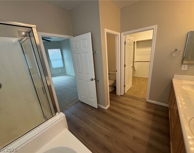2924 Dotted Wren Avenue - Photo Thumbnail 10