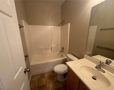 2924 Dotted Wren Avenue - Photo Thumbnail 14