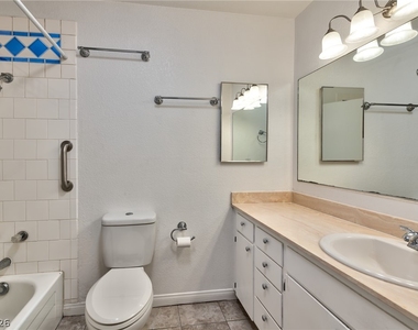 1824 Saylor Way - Photo Thumbnail 13