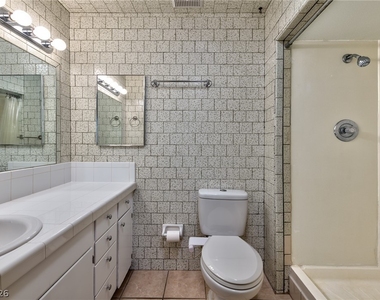 1824 Saylor Way - Photo Thumbnail 9