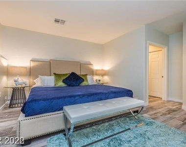 7067 Westpark Court - Photo Thumbnail 6