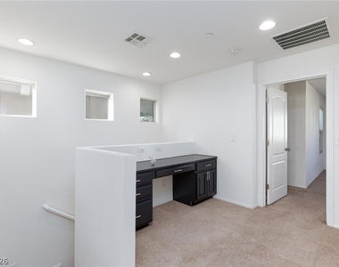 7720 Vibrant Thread Court - Photo Thumbnail 9