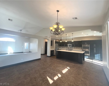 1667 Tangerine Rose Drive - Photo Thumbnail 9