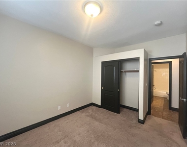 1667 Tangerine Rose Drive - Photo Thumbnail 26