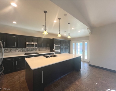 1667 Tangerine Rose Drive - Photo Thumbnail 10