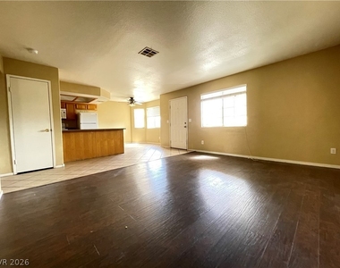 8410 Eldora Avenue - Photo Thumbnail 21