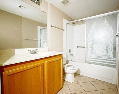 8410 Eldora Avenue - Photo Thumbnail 22