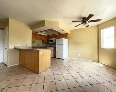 8410 Eldora Avenue - Photo Thumbnail 18