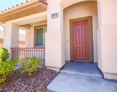 3819 Sterling Crest Place - Photo Thumbnail 2