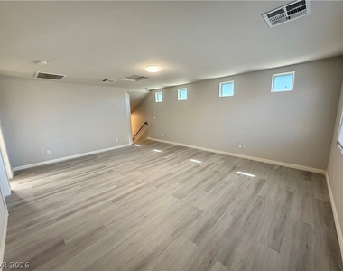 6055 Montana Peak Avenue - Photo Thumbnail 18