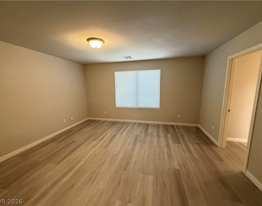 6055 Montana Peak Avenue - Photo Thumbnail 9